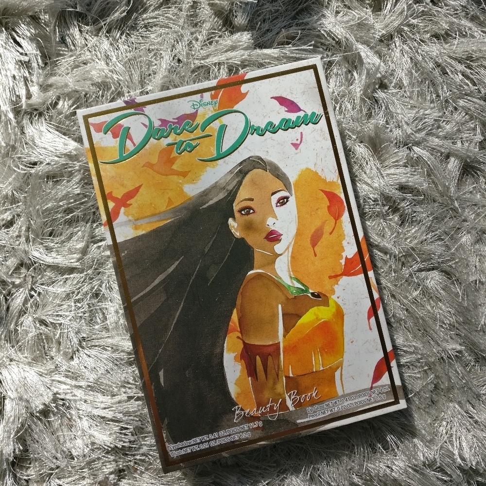 New In Box Pocahontas Beauty Book